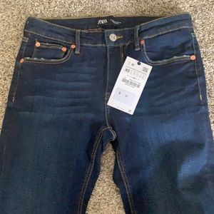 Brand new ZARA JEANS, never worn with tags on